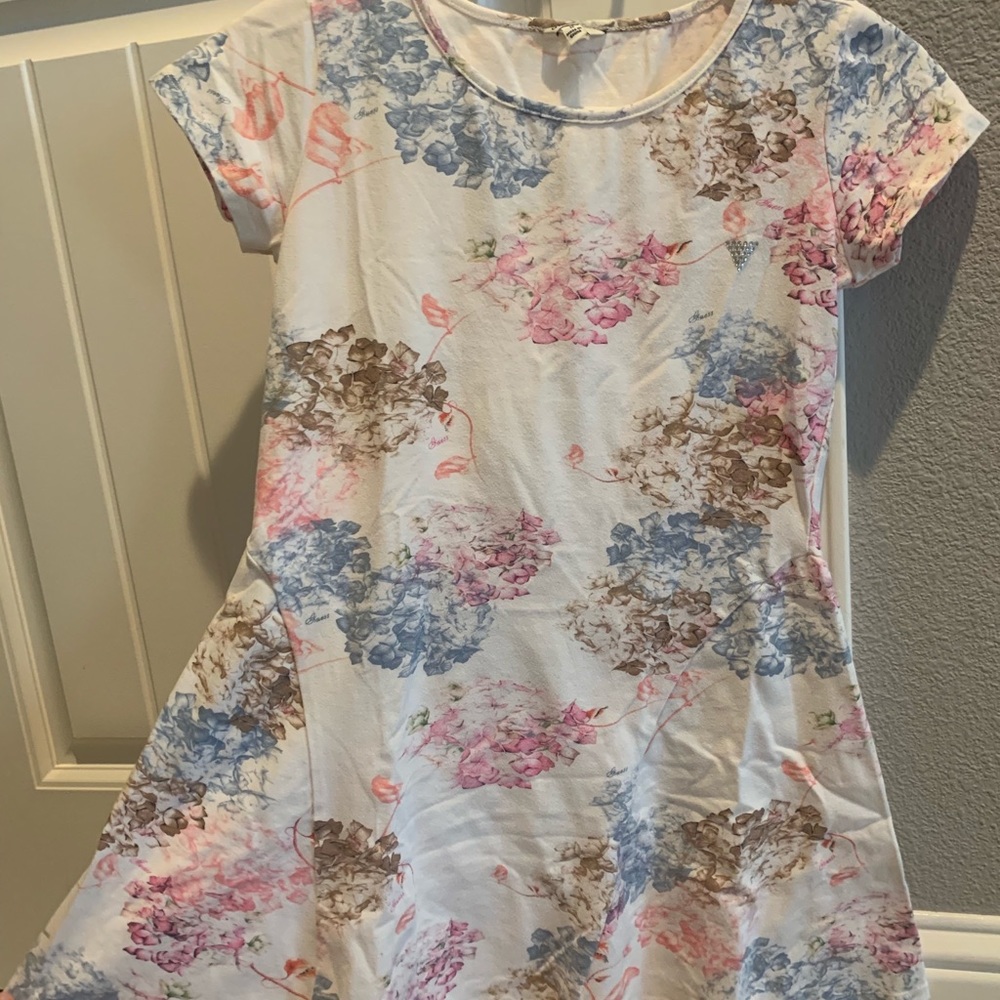 Cute Mini dress from guess